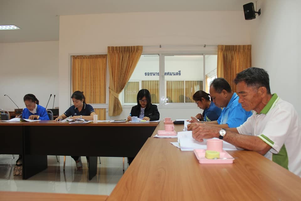 เทศบาลตำบลบ้านนา​ ประชุมคณะกรรมการติดตามและประเมินผลแผนพัฒนาท้องถิ่น​ (พ.ศ.​ 2561​- 2565) เทศบาลตำบลบ้านนา​ ประจำปีงบประมาณ​ พ.ศ.​ 2562​ ณ.​ ห้องประชุมเทศบาลตำบลบ้านนา.